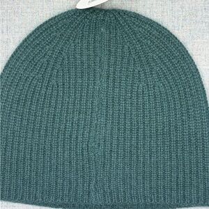 L.L. Bean Teal Knit 100% cashmere beanie